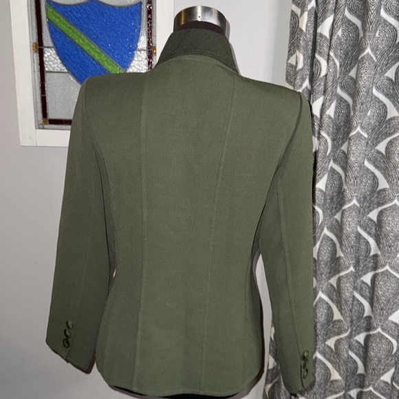 Vintage Oscar de la Renta Olive Green Blazer - Picture 4 of 6